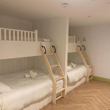 Walsh'S Hotel And Apartments Maghera  Экстерьер фото