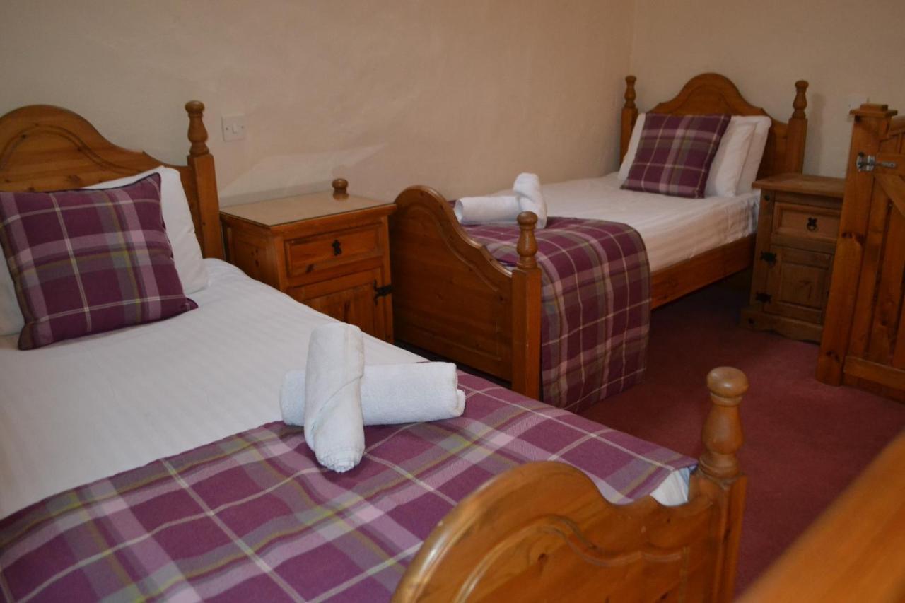 Walsh'S Hotel And Apartments Maghera  Экстерьер фото