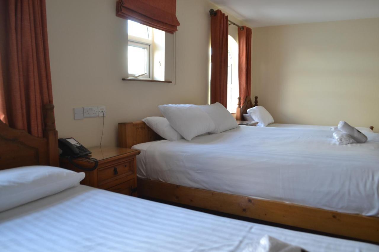 Walsh'S Hotel And Apartments Maghera  Экстерьер фото