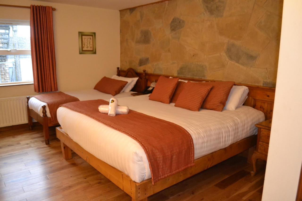 Walsh'S Hotel And Apartments Maghera  Экстерьер фото