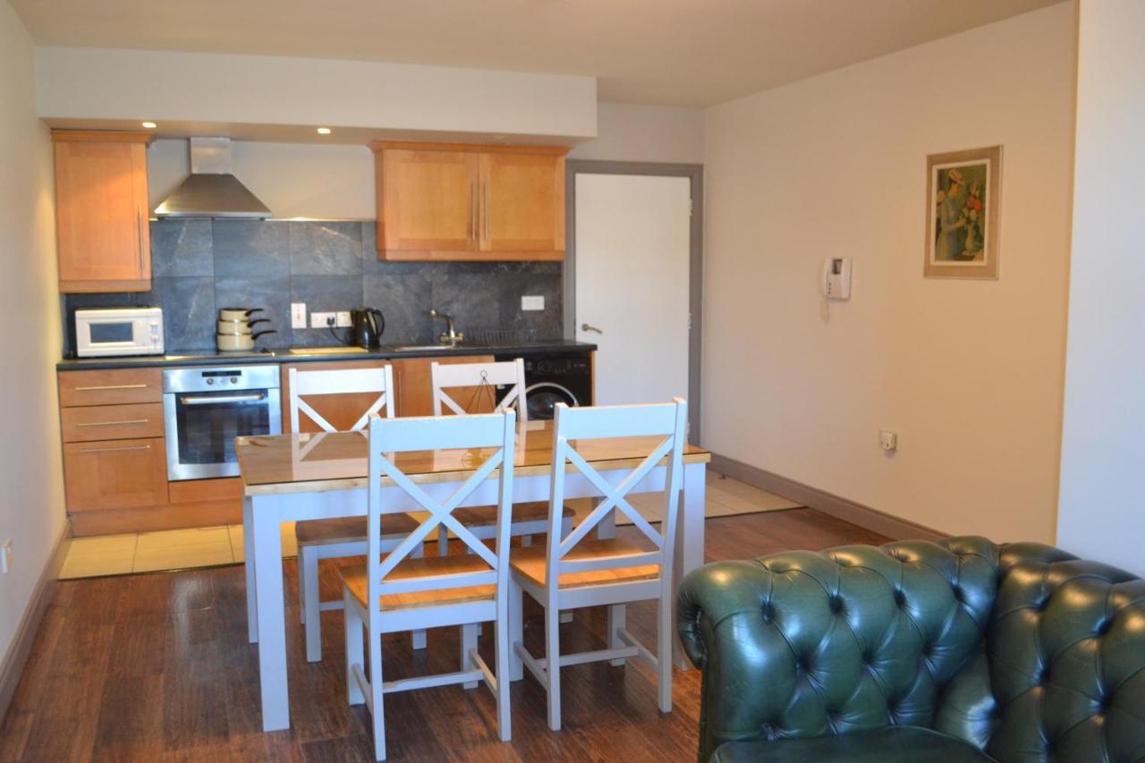 Walsh'S Hotel And Apartments Maghera  Экстерьер фото