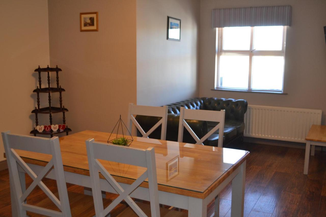 Walsh'S Hotel And Apartments Maghera  Экстерьер фото