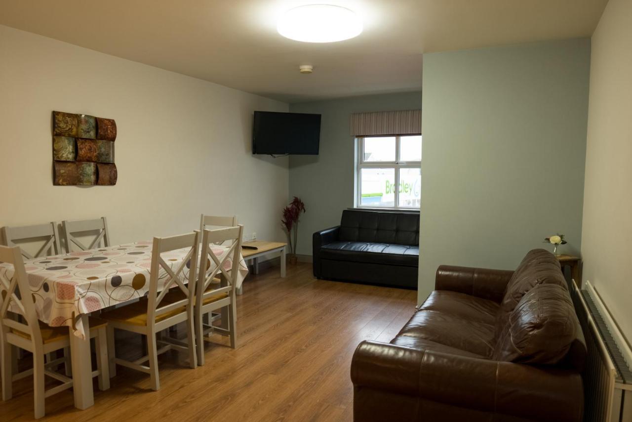 Walsh'S Hotel And Apartments Maghera  Экстерьер фото