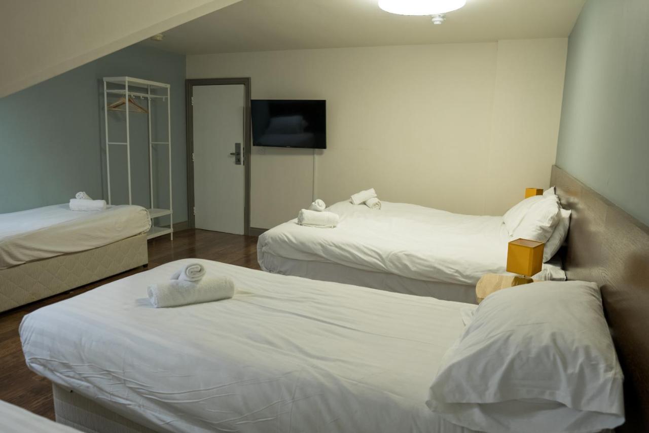 Walsh'S Hotel And Apartments Maghera  Экстерьер фото